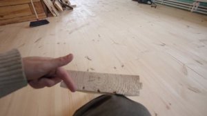 Пол из шпунтованной доски. Стало красиво.