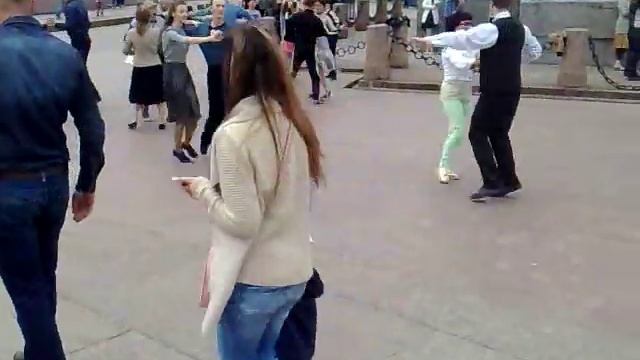ЕЩЁ БОЛЬШЕ ТАНЦЕВ!!! смотреть онлайн