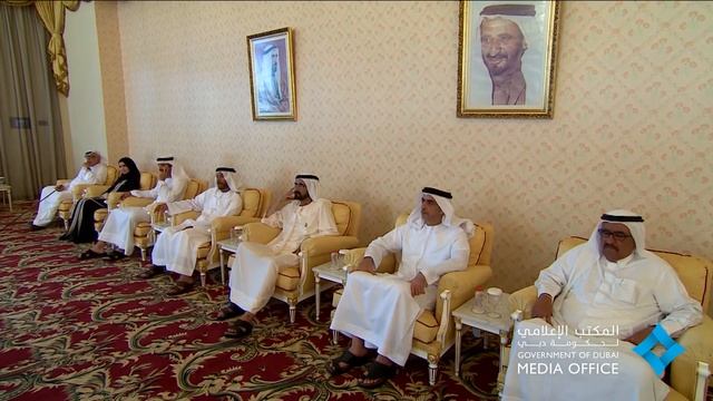 محمد بن راشد يستقبل رؤساء المجلس الوطني ووزراء سابقين في دار الاتحاد смотреть онлайн