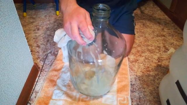 Как отмыть 20 литровый бутыль. смотреть онлайн