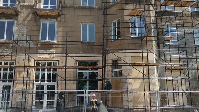 Мариуполь .ремонтные работы продолжаются . смотреть онлайн