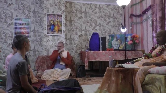 Грихастха-гуру и гуру-брахманы изменят проповедь в России (Шрипад Дхарани Дхара прабху) смотреть онлайн