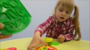 Play-Doh готовим пиццу из пластилина