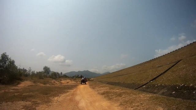 Вьетнам - экскурсия на квадроциклах в Эко-парк - часть 1 смотреть онлайн