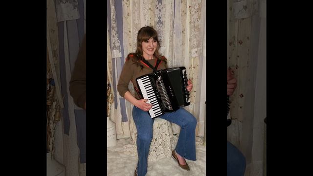 The Waltzing Cuckoo from Palmer-Hughes Accordion Course Book 3 🪗 смотреть онлайн