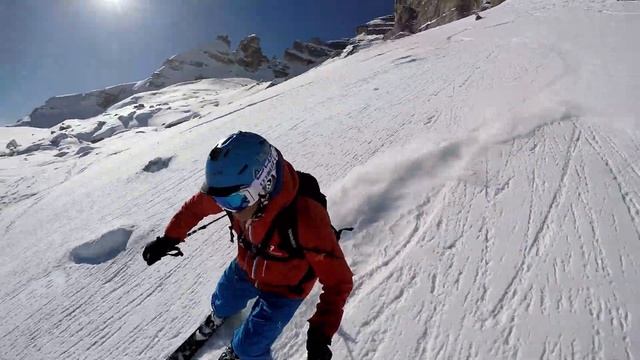 SKI CORTINA D´AMPEZZO: FALORIA POWDER SURPRISE IN APRIL / Freeride in Faloria смотреть онлайн