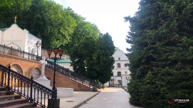 Архітектурний комплекс Свято-Успенської Святогірської Лаври смотреть онлайн