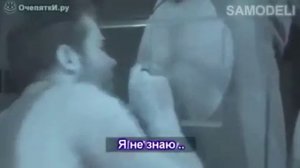 В темноте угадай запах )))))) жестко))))