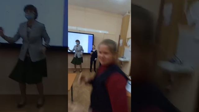 танцуем с учительницей на 8 марта смотреть онлайн