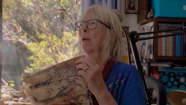 Artist and Paper Maker Heather Matthew смотреть онлайн