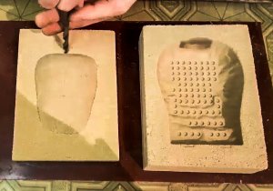 Как сделать любую форму для литья алюминия используя песок и жидкое стекло.mp4