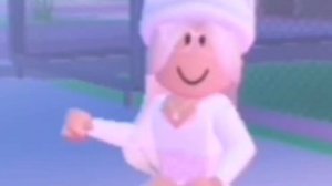 На башке бандана, гучи, луи прада💓