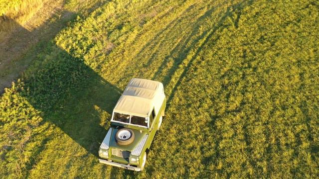 “Dave The Landrover” - Mavic 2 Pro (Active Track) смотреть онлайн