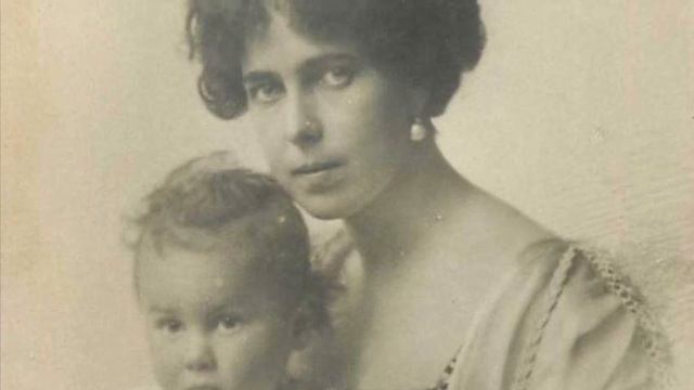 Beatrice of Saxe-Coburg and Gotha смотреть онлайн
