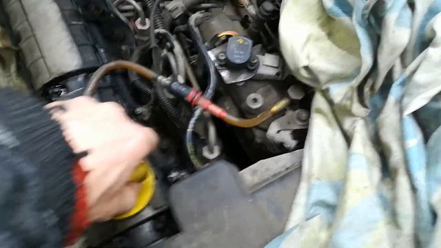 Renault Kangoo выгорели нагревательные элементы свечей накала смотреть онлайн