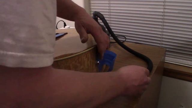 Ibanez Repair part 3 Steam Shaping смотреть онлайн