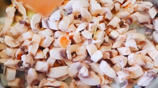 Жюльен с грибами смотреть онлайн