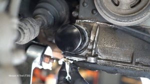 Как заменить моторное масло и масляный фильтр на NISSAN X TRAIL T30 [ВИДЕОУРОК AUTODOC]