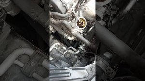 Снятие генератора на Шкода Етти 1, 2 простой способ.