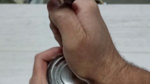 Как Открыть Консервную Банку Без Открывалки?!