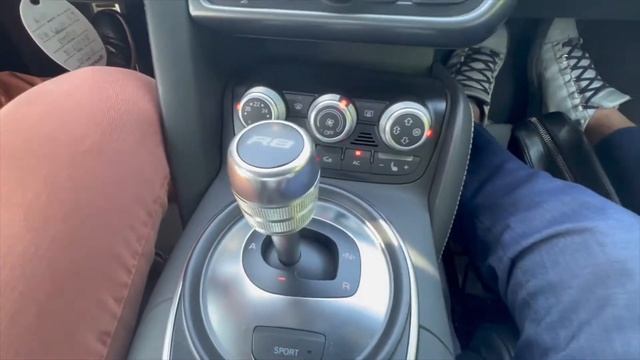 Presentazione AUDI R8 4.2 FSI QUATTRO V8 430cv Prima serie ??[0-100 km/h 4.6s] смотреть онлайн
