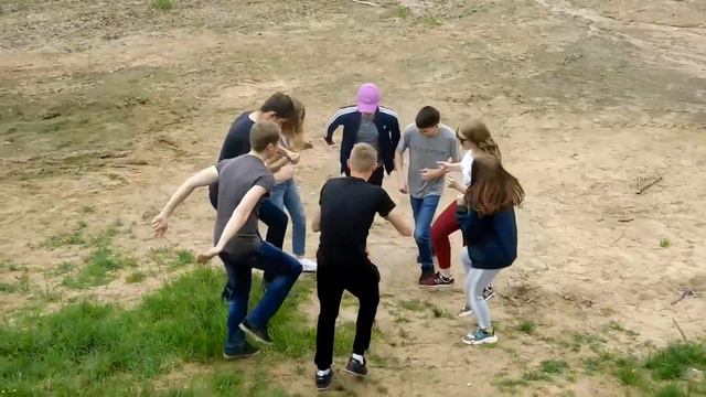 ВЫПУСКНОЙ КЛИП ВИДЕО ВЫПУСКНИКОВ 2019 (РЭП КЛИП) смотреть онлайн