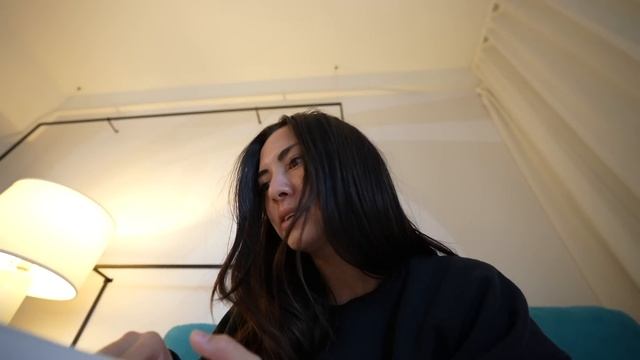 I Read the Most Viral Books of 2023… смотреть онлайн