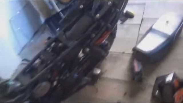 разбор мотоцикла, часть 1 смотреть онлайн