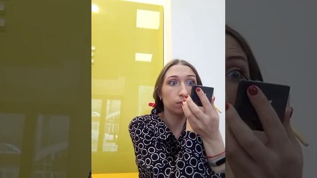 "Сам себе визажист". Макияж с тенями рефил смотреть онлайн