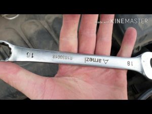 ЗАМЕНА СТАРТЕРА НА NISSAN SERENA NC25 / ЗАЛИПАЛИ ПЯТАКИ