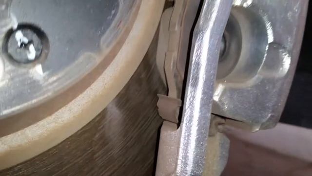 2015-2018 Kia Sedona Minivan - Checking Front Brakes After 30K Miles - Rotor, Bracket, Pads смотреть онлайн