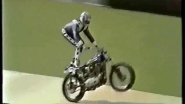 Evel Knievel Wheelies смотреть онлайн