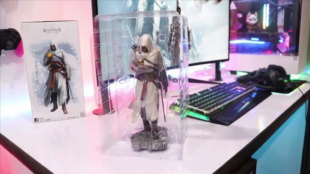 Assassins Creed Altair Apple of Eden Keeper Unboxing Pakistan смотреть онлайн