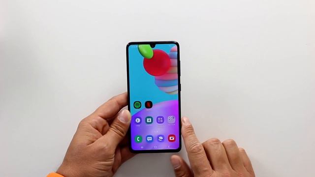 Samsung GALAXY A41 - unboxing și primele impresii смотреть онлайн