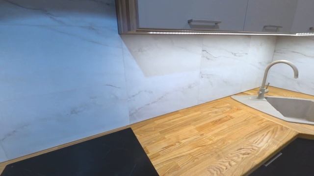 Кухонный фартук из кварцвиниловой плитки своими руками. смотреть онлайн