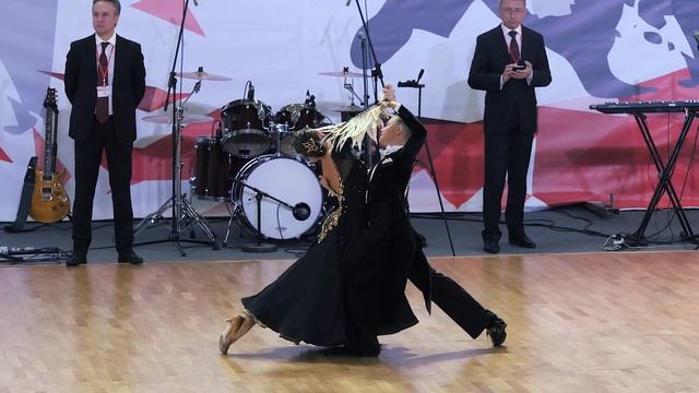 Mironov Mark - Bogatyreva Anna. Waltz Final Красноярск Кубок Красноярья . Октябрь 2020. смотреть онлайн