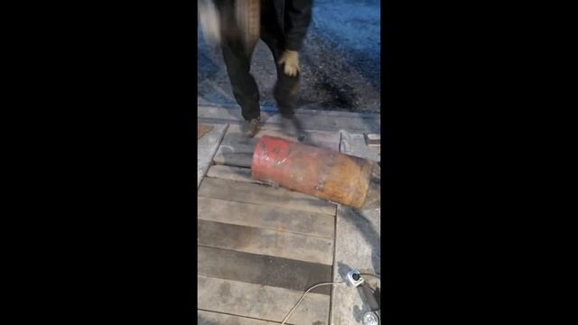 Печь для гаража ,своими руками из газового баллона. Garage oven, with your own hands from a gas смотреть онлайн