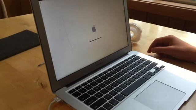 MacBookAir 5,2 Battery and Power Puzzle смотреть онлайн