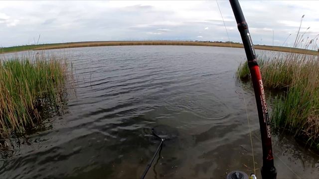 РИБАЛКА на народний супутник-дідівський макушатник смотреть онлайн