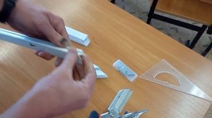 Ножницы для резки кабель-канала под углом