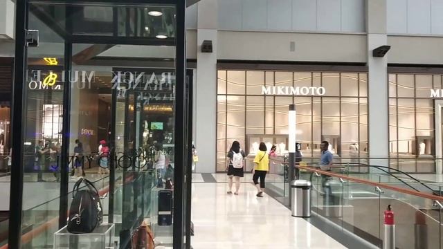 Singapore Travel Vlog | Marina Bay | Merlion Park | Esplanade Theatre | Shopees Mall | Lau Pa Sat смотреть онлайн