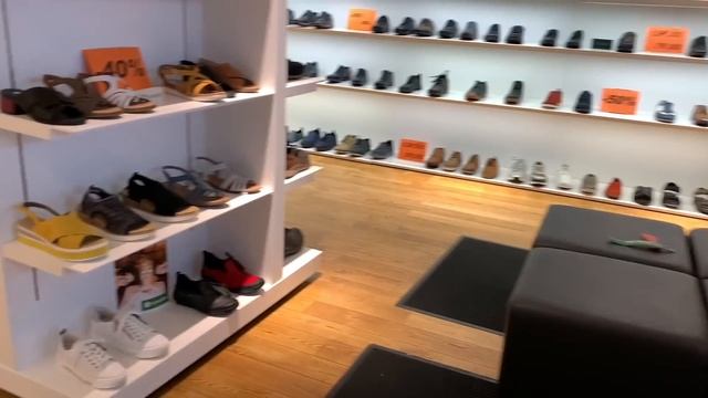 VLOG МОЙ СЕГОДНЯШНИЙ ОБРАЗ..И СНОВА ОБУВЬ..SPICE..ШОППИНГ НЕ ПОЛУЧИЛСЯ..ОБО ВСЁМ И НИ О ЧЁМ.. смотреть онлайн