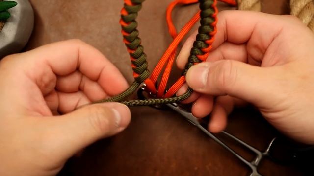 My Keys Look Cool Now... | Cobra Snake Paracord Keychain смотреть онлайн