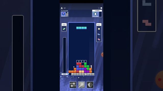 Playing Tetris Royale смотреть онлайн