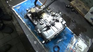 Установка момента впрыска по капле на двигателе Мерседес  ОМ 615 - 617.