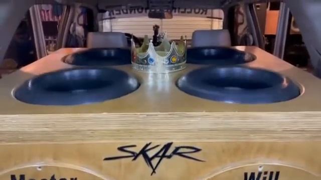 World’s Loudest No Wall SKAR Audio Build смотреть онлайн