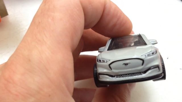 Hot Wheels Wilde Jagd nach Hottis, Welly Porsche und Matchbox iam on the Hunt Teil2 смотреть онлайн