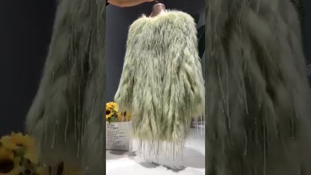 Женское трикотажное пальто из натурального меха лисы, длинная куртка с бахромой енота, 70 см смотреть онлайн