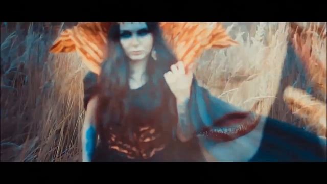 DARK QUEEN Roxana Smit