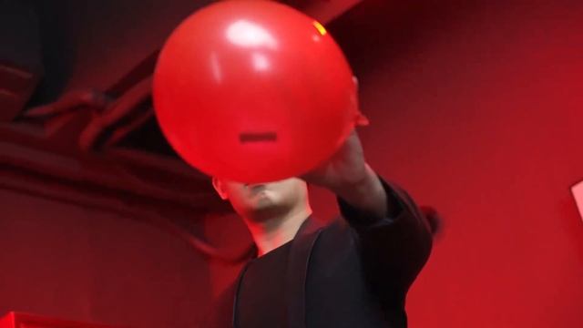 Balloon Oracle Magic Trick смотреть онлайн